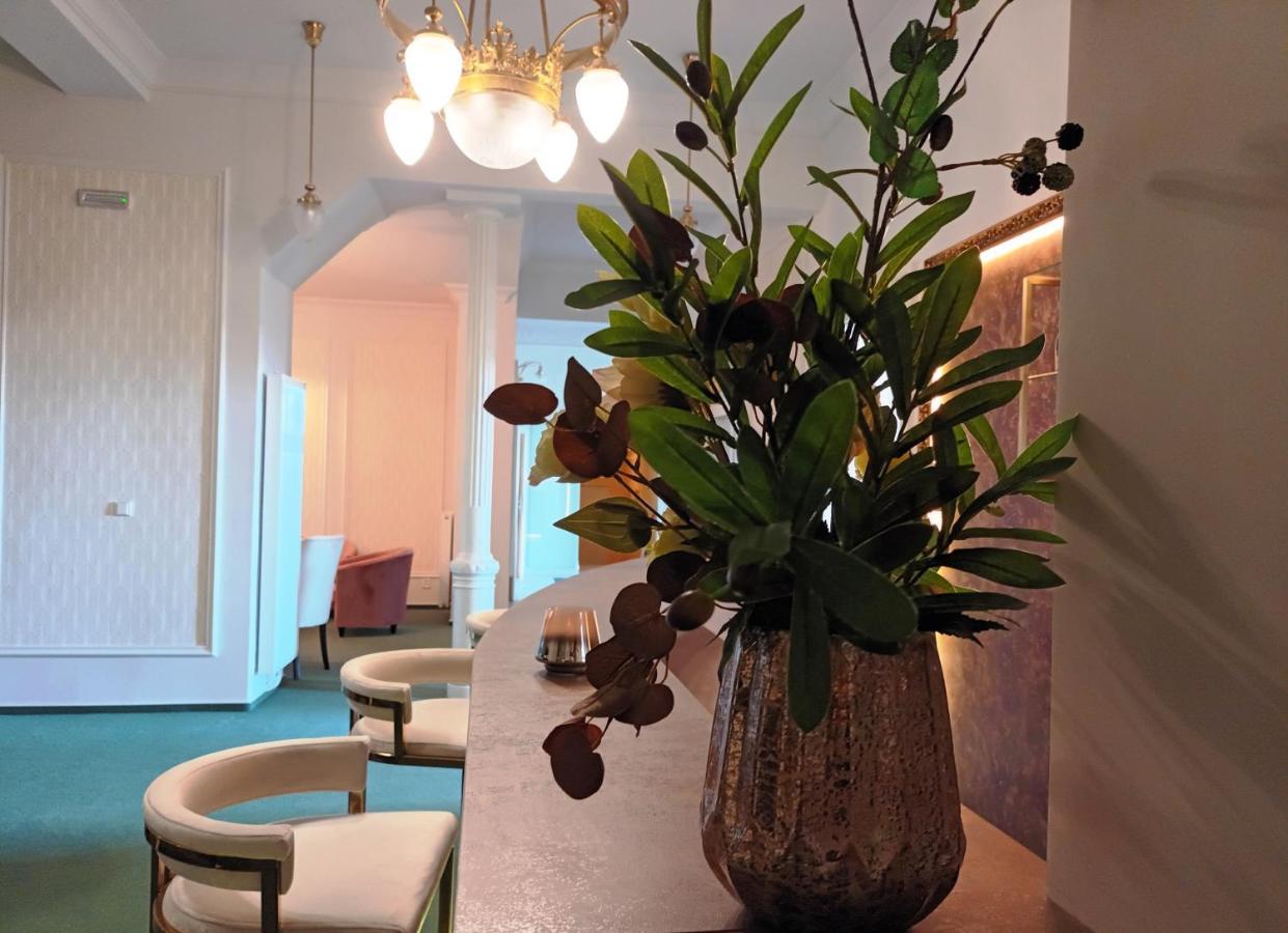 Mariánské Lázně Hotel Maxim מראה חיצוני תמונה