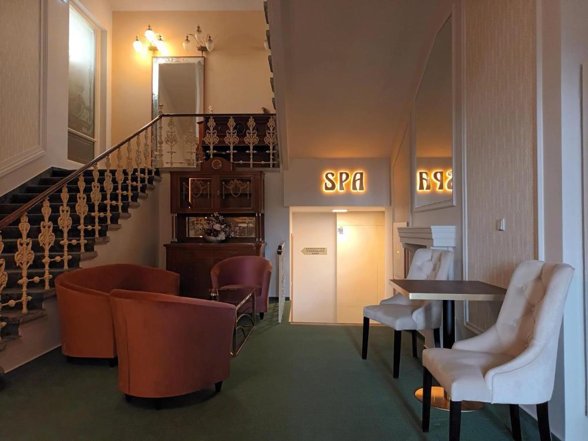 Mariánské Lázně Hotel Maxim מראה חיצוני תמונה